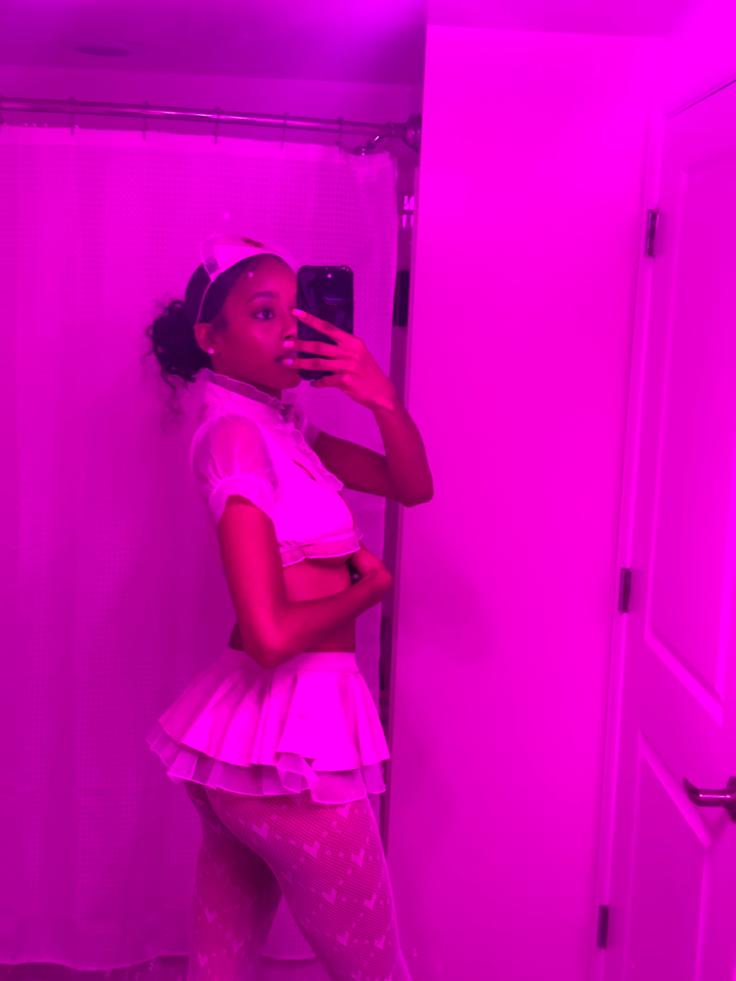 Nurse Syxx